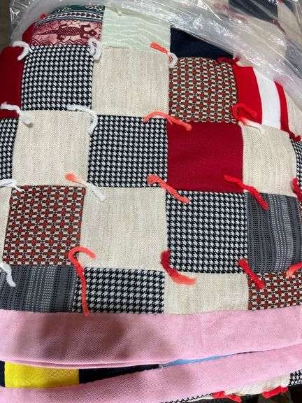 Polyester Tie Quilt
