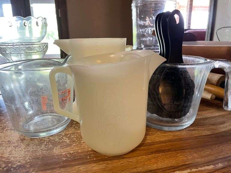 Measuring Cups