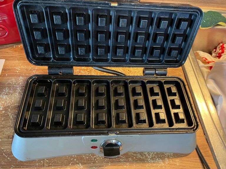 Cuisinart Waffle Maker