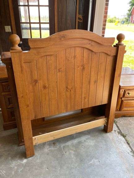 Twin Size Headboard and Dresser Pressed Pine Grain