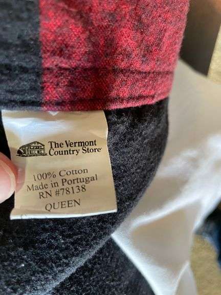 The Vermont Country Store Queen Size Cotton Bed Cover and Blankets/Pillows
