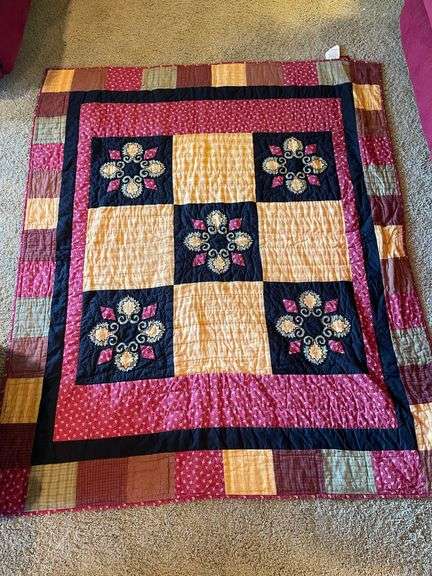 Victorian Heart Quilt, Farmhouse Pillow and Doily