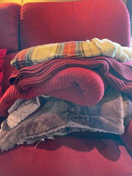 Christmas Pillows and Blankets