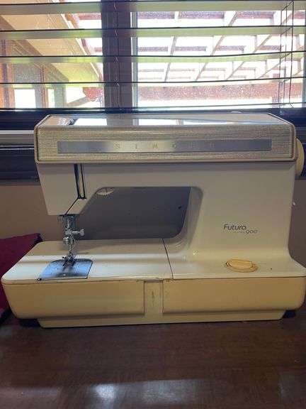 Singer Sewing Machine