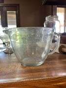 8 Cup Pampered Chef Glass Measuring Bowl