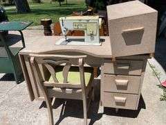 Singer sewing machine and table