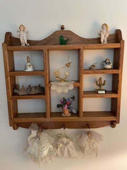 Solid Oak Wall Hanger With Trinkets
