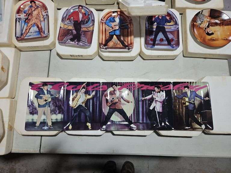 Elvis 5 plate set