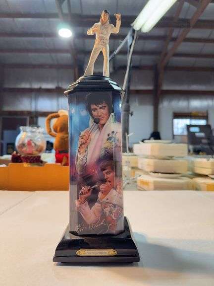 Elvis Presley A Legend In Lights