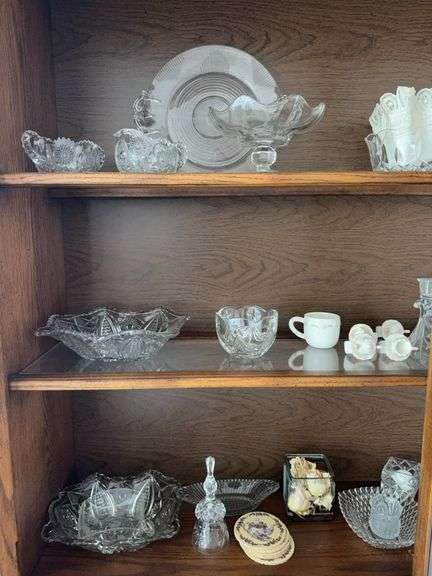 Glass Contents (Living Room A)