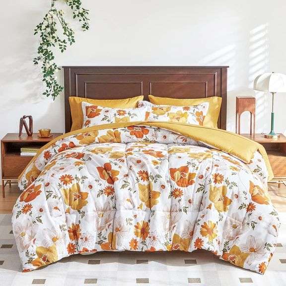 Yellow Comforter King Matthews Auctioneers