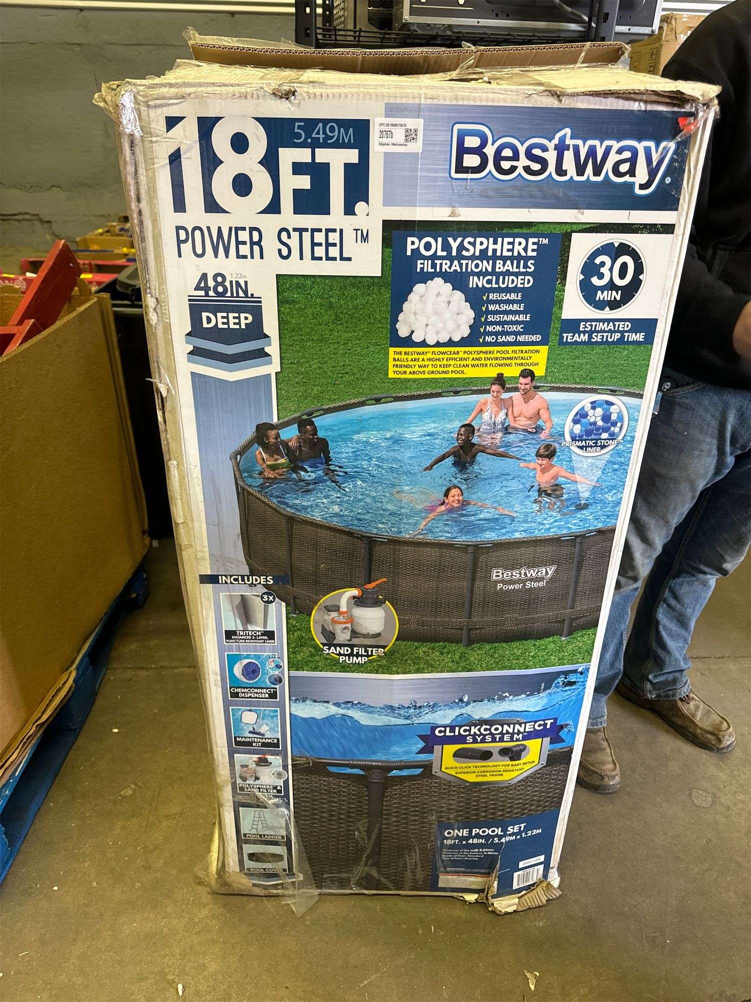 Swimming Pool - Matthews Auctioneers 