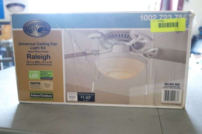 Raleigh LED Matte White Universal Ceiling Fan Light Kit Matthews