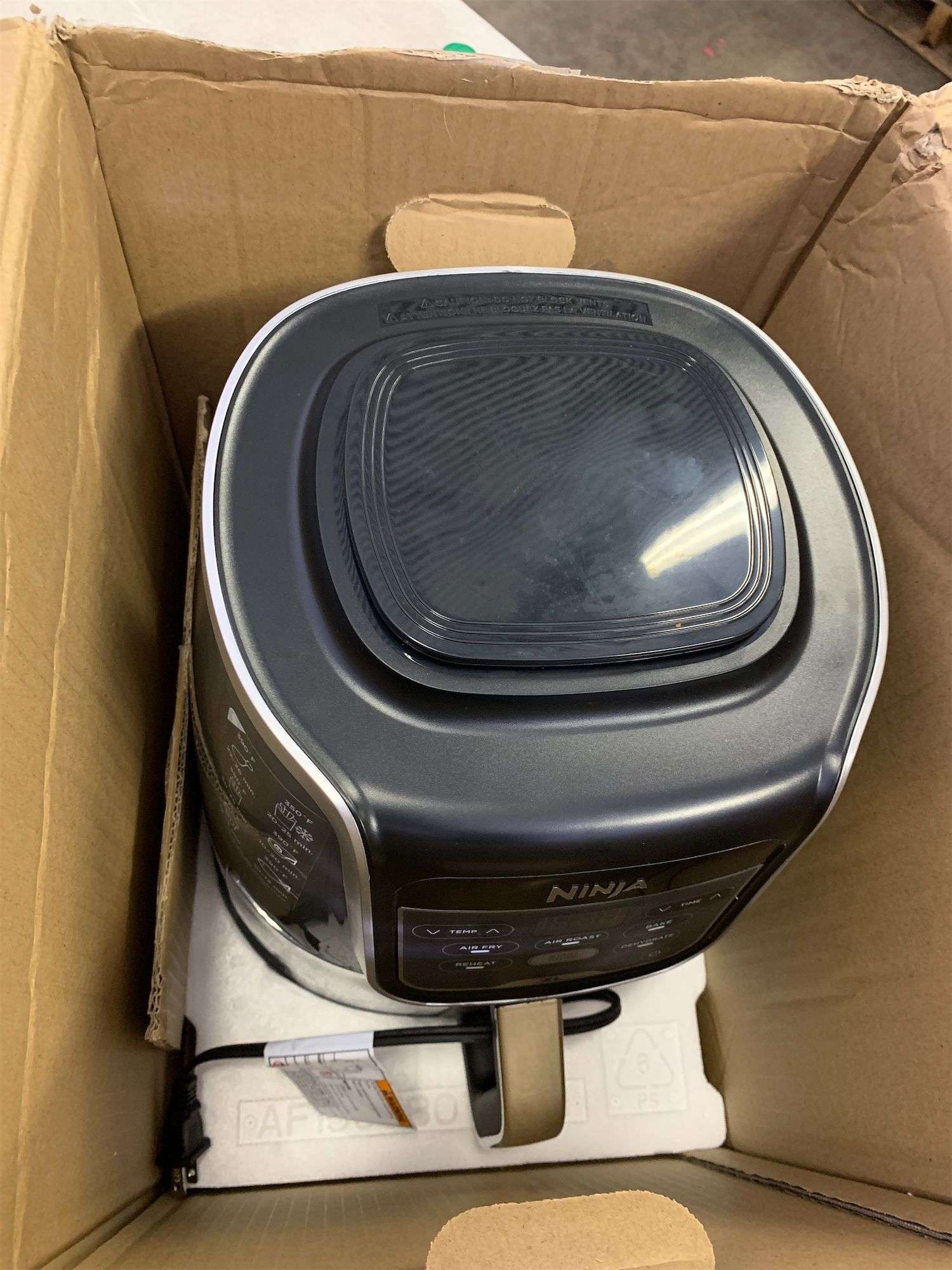 Ninja Air Fryer XL 5.5-QT - Matthews Auctioneers