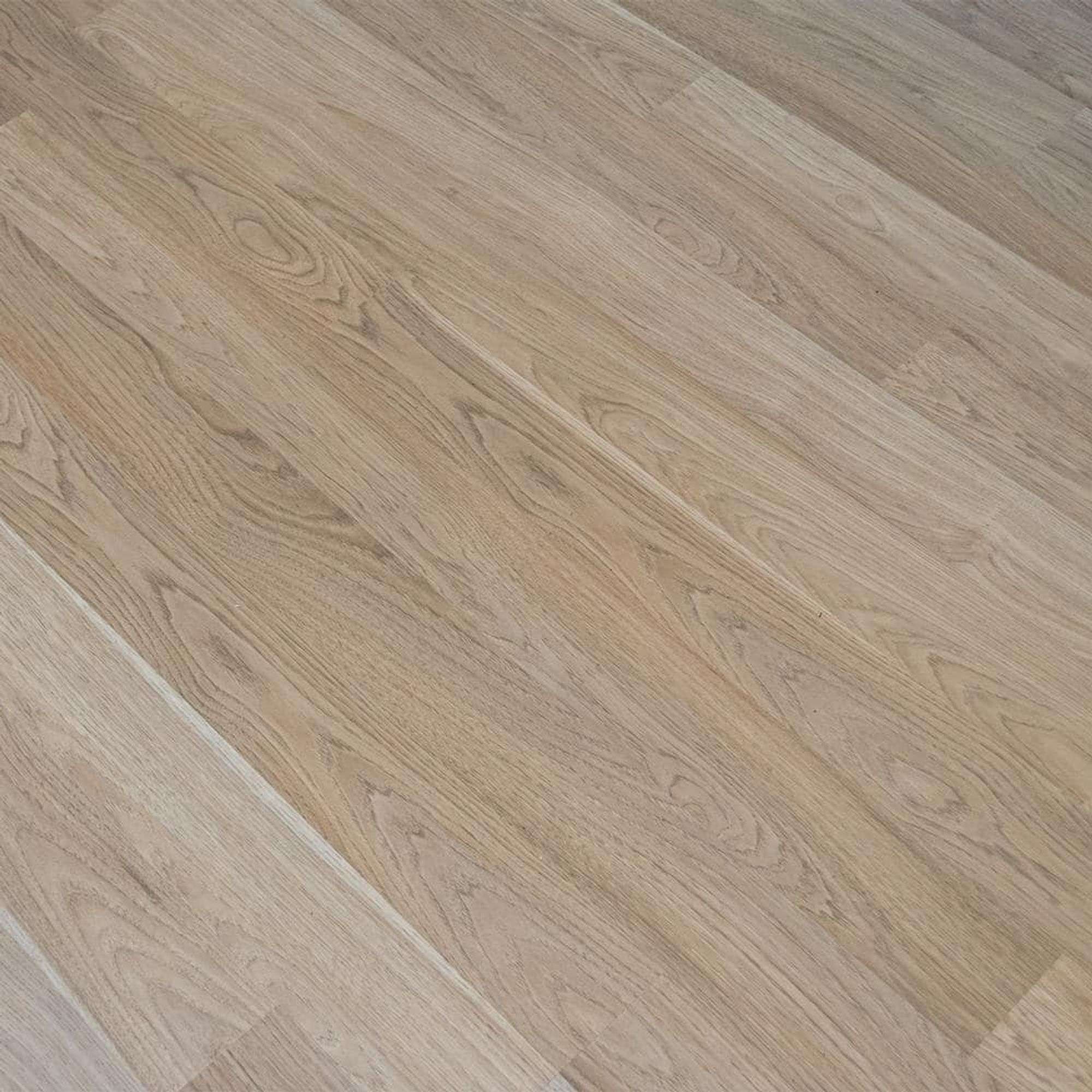 1 box TrafficMaster Arbour Hickory 7 mm T x 8 in. W Laminate Wood 