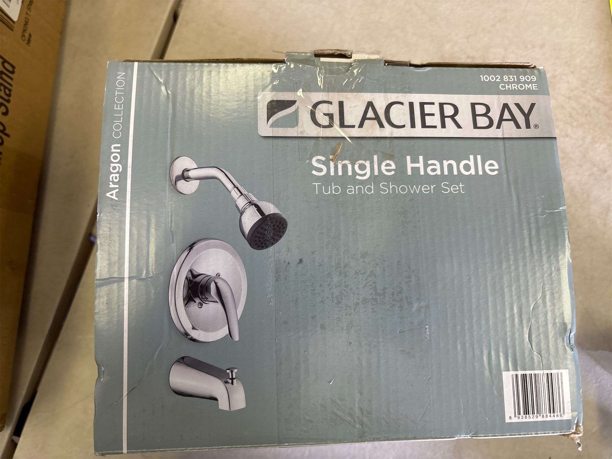 Glacier Bay Single Handle Tub And Shower Set - Matthews Auctioneers 