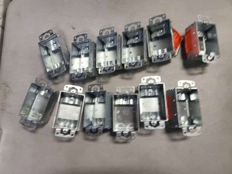 12/Pack Thomas & Betts Switch Box - Matthews Auctioneers