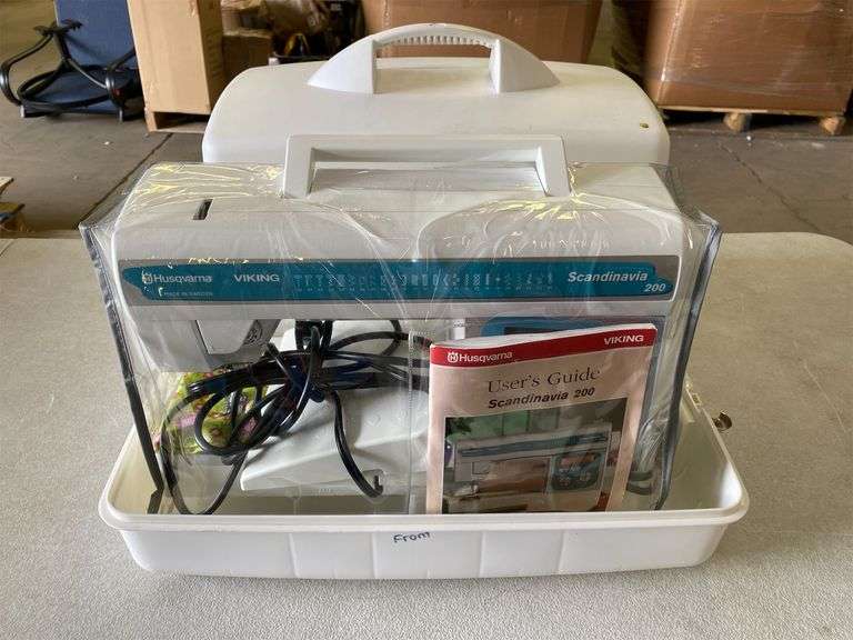 Husqvarna Viking Scandinavia 200 Sewing Machine Matthews Auctioneers