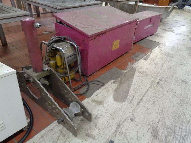 1 -CONDUIT BENDER
