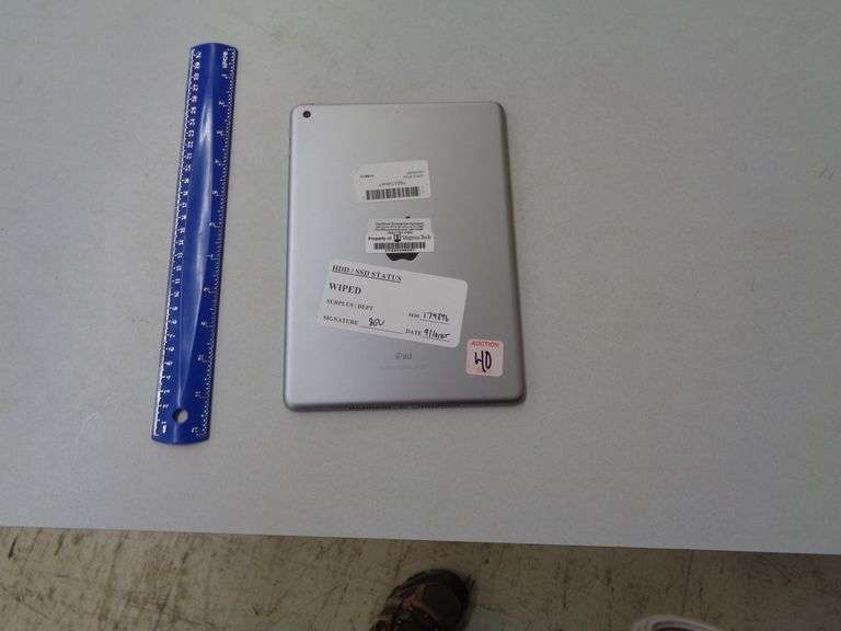1 -APPLE IPAD