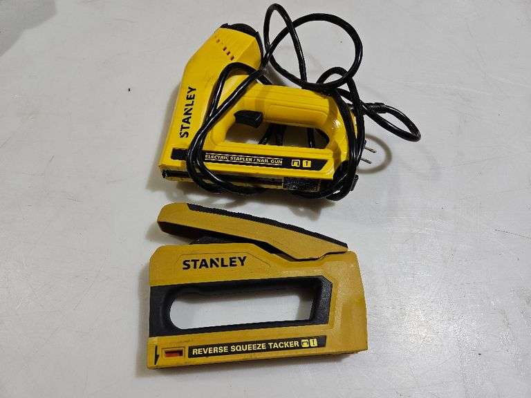 Lot- Stanley reverse squeeze tacker, Stanley electric stapler / nail gun