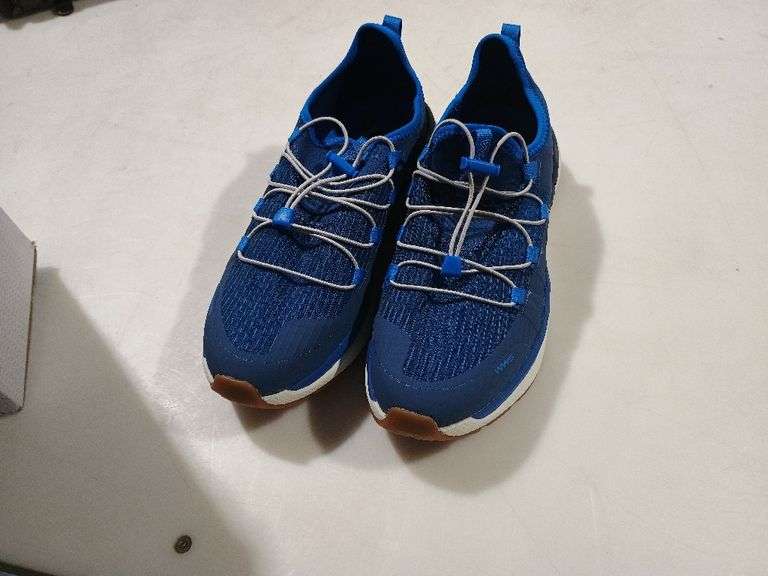 World wide sportsman high rise shoes size/width 12D