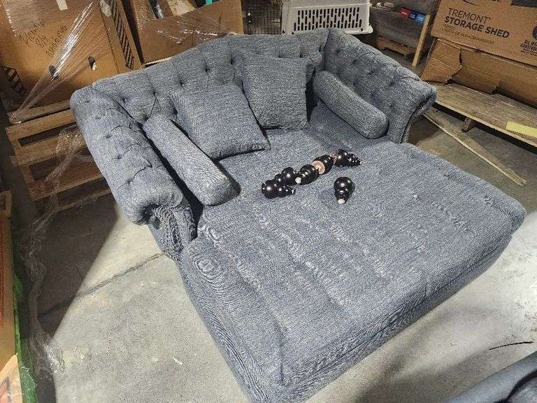 Lounge sofa