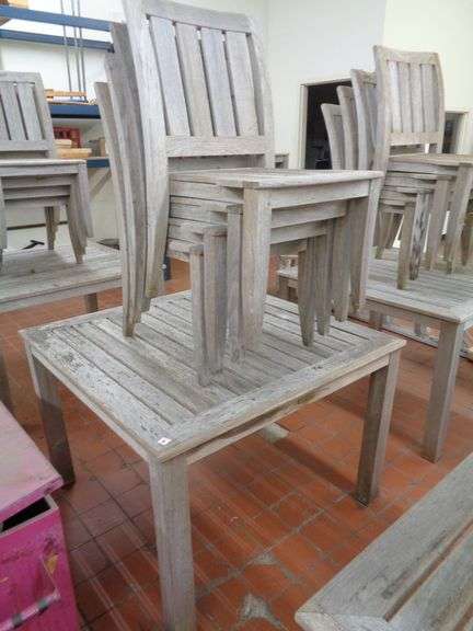 1 -OUTDOOR TABLE W/4 CHAIRS