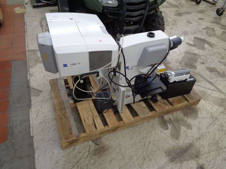 ZEISS LSM710 MICROSCOPE