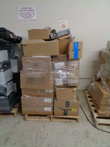 1 -PALLET OF COMPUTER ACCESSORIES