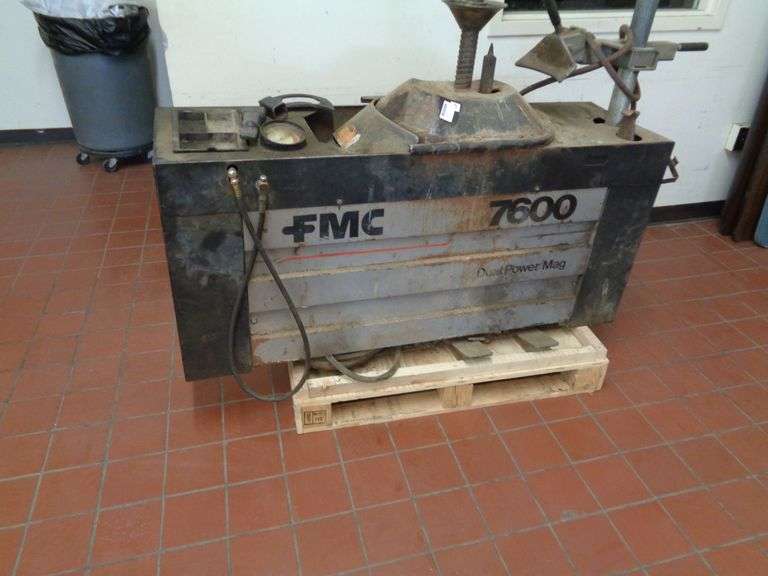 1 -FMC TIRE CHANGER