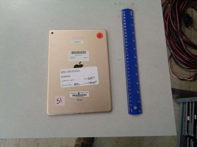 1 -APPLE IPAD