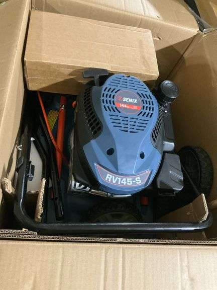SENIX 18in Gas Lawn Mower, 144cc 4-Cycle Engine, Push Lawnmower with Side Discharge, LSPG-L1