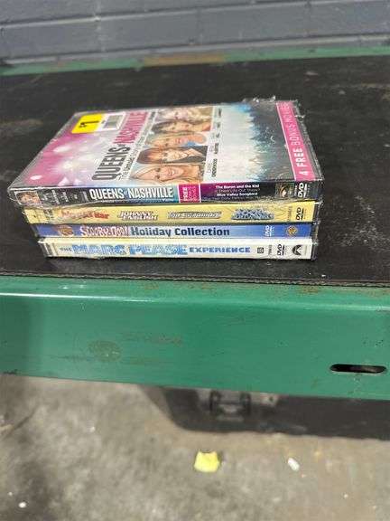 (4) New DVD S