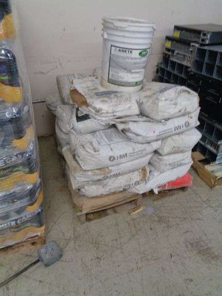 1 -PALLET OF REFRACTORY