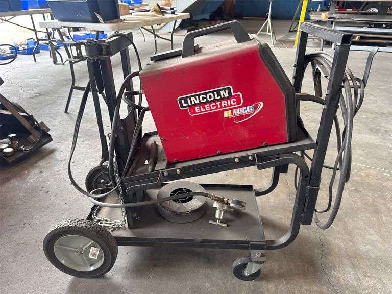 Lincoln SP-135T Welder