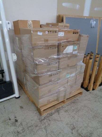 1 -PALLET OF ARUBA SENSORS, BEACONS & ANTENNAS