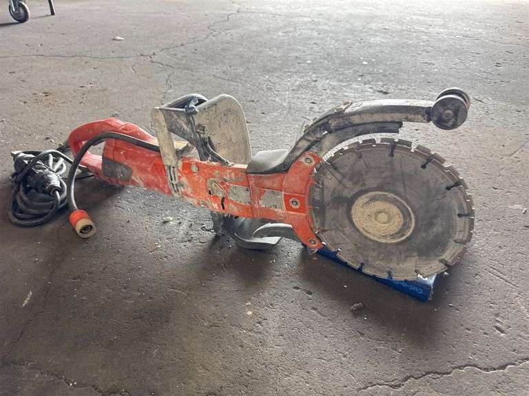 Husqvarna K4000 Concrete Saw with 2 new blades
