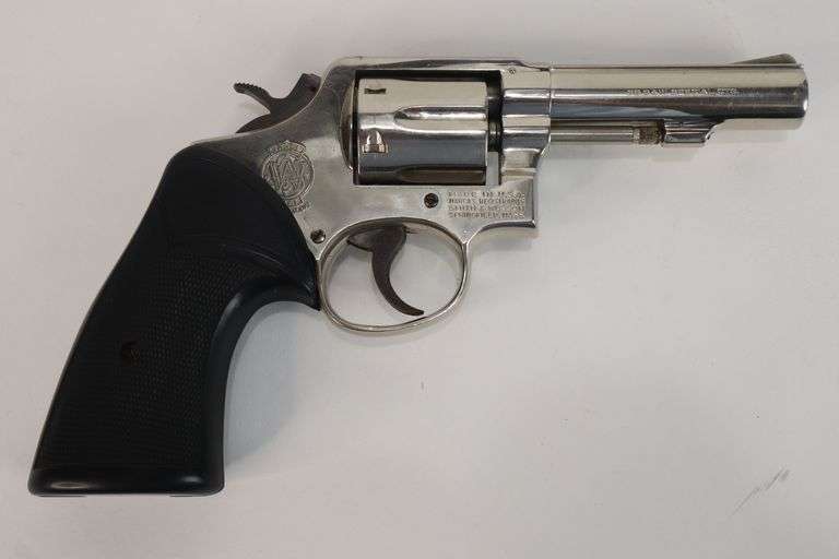Smith & Wesson Model 10-6 .38 S&W Special CTG