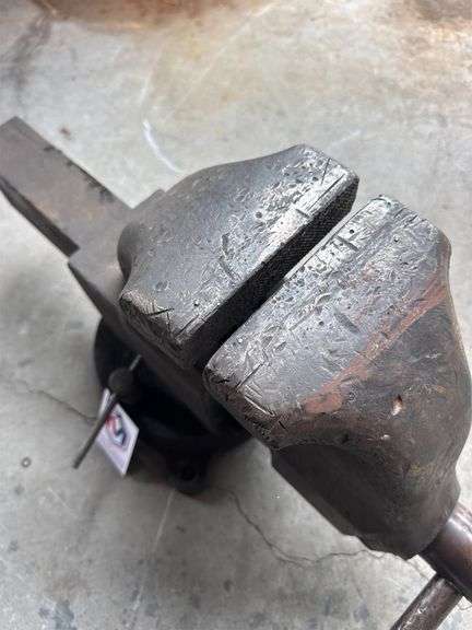 Columbia No. 206 M2 Vice