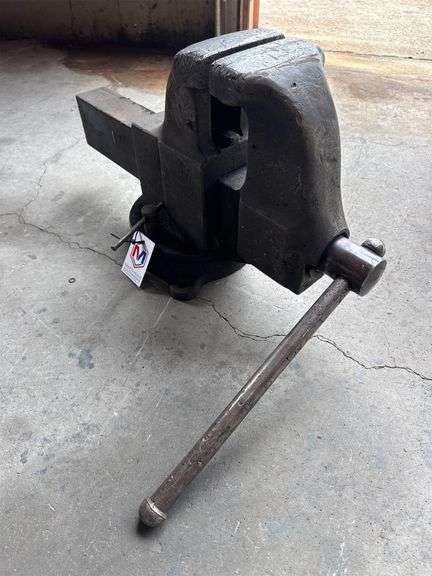 Columbia No. 206 M2 Vice