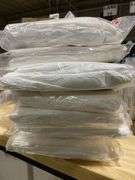(9)DuPont Tyvek XL No Elastic Disposable Coverall