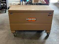 Knaack Rolling Job Box