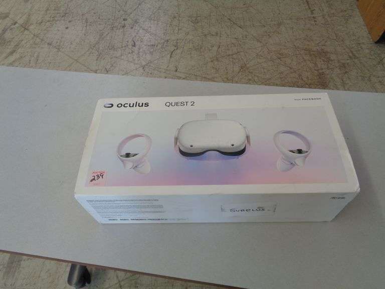 1 -VR HEADSET AND CONTROLLERS