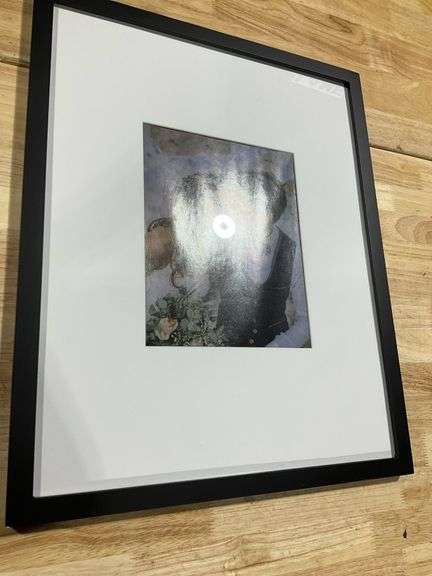 ONE WALL Tempered Glass 16x20 Signature Picture Frame with White Mat Display 8x10 Photo for Wedding, Celebrations and Graduation, Black Wood Frame for