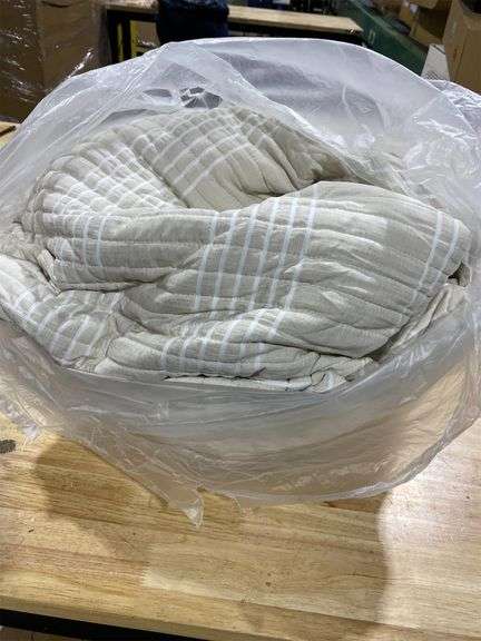 Comforter