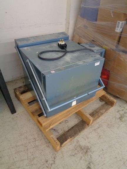 1 -WILT INDUSTRIES OVEN MODEL 120B
