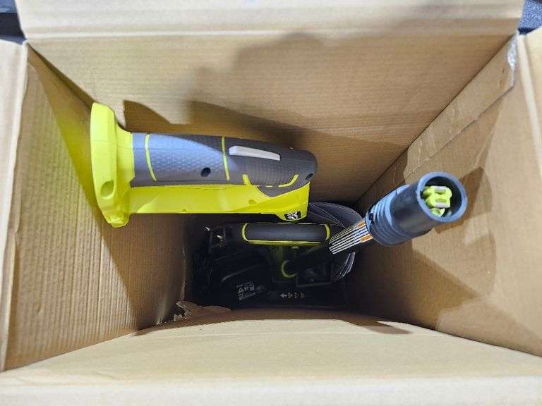 ONE+ 18V 9 in. Cordless Battery Edger with 2.0 Ah Battery and Charger