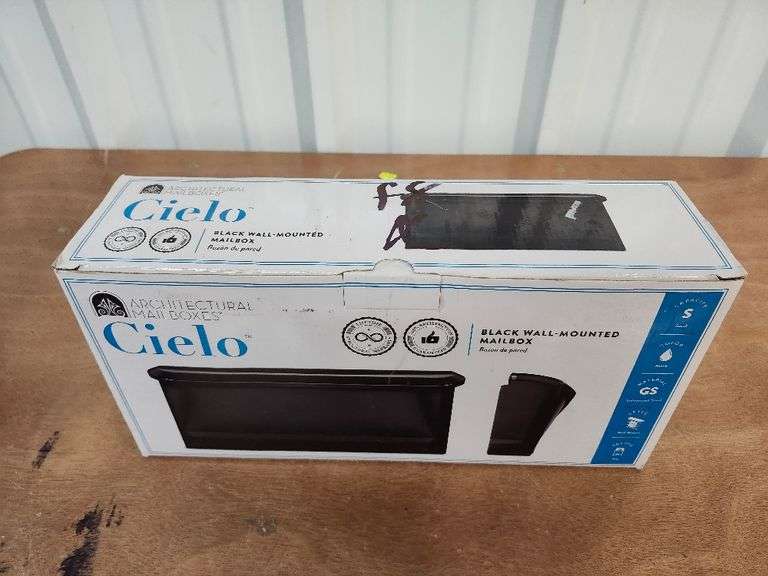 Cielo Black, Small, Steel, Wall Mount Mailbox