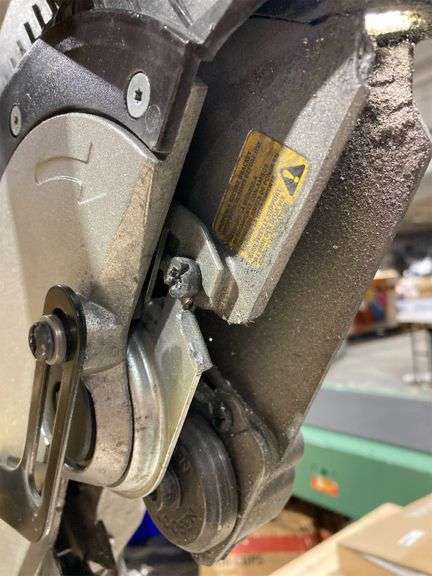 Double Bevel Sliding Compound Miter Saw